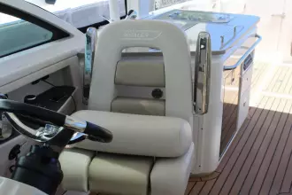 Thumbnail von Boston Whaler 320 Vantage