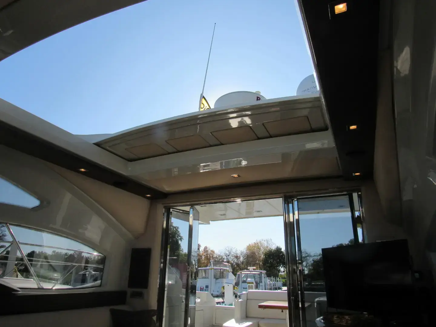 Thumbnail von Azimut 43