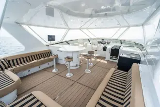 Thumbnail von Hatteras 75 Motor Yacht