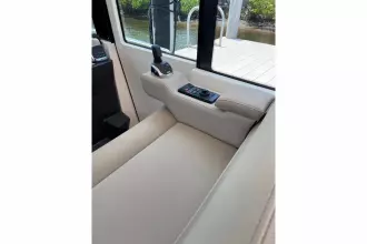 Thumbnail von Tiara Yachts Q 44