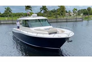 Thumbnail von Tiara Yachts Q 44