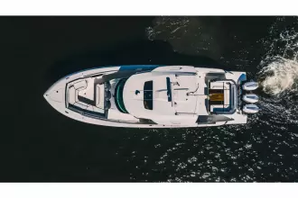 Thumbnail von Tiara Yachts 43LS