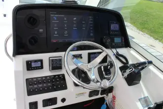 Thumbnail von World Cat 320 DC