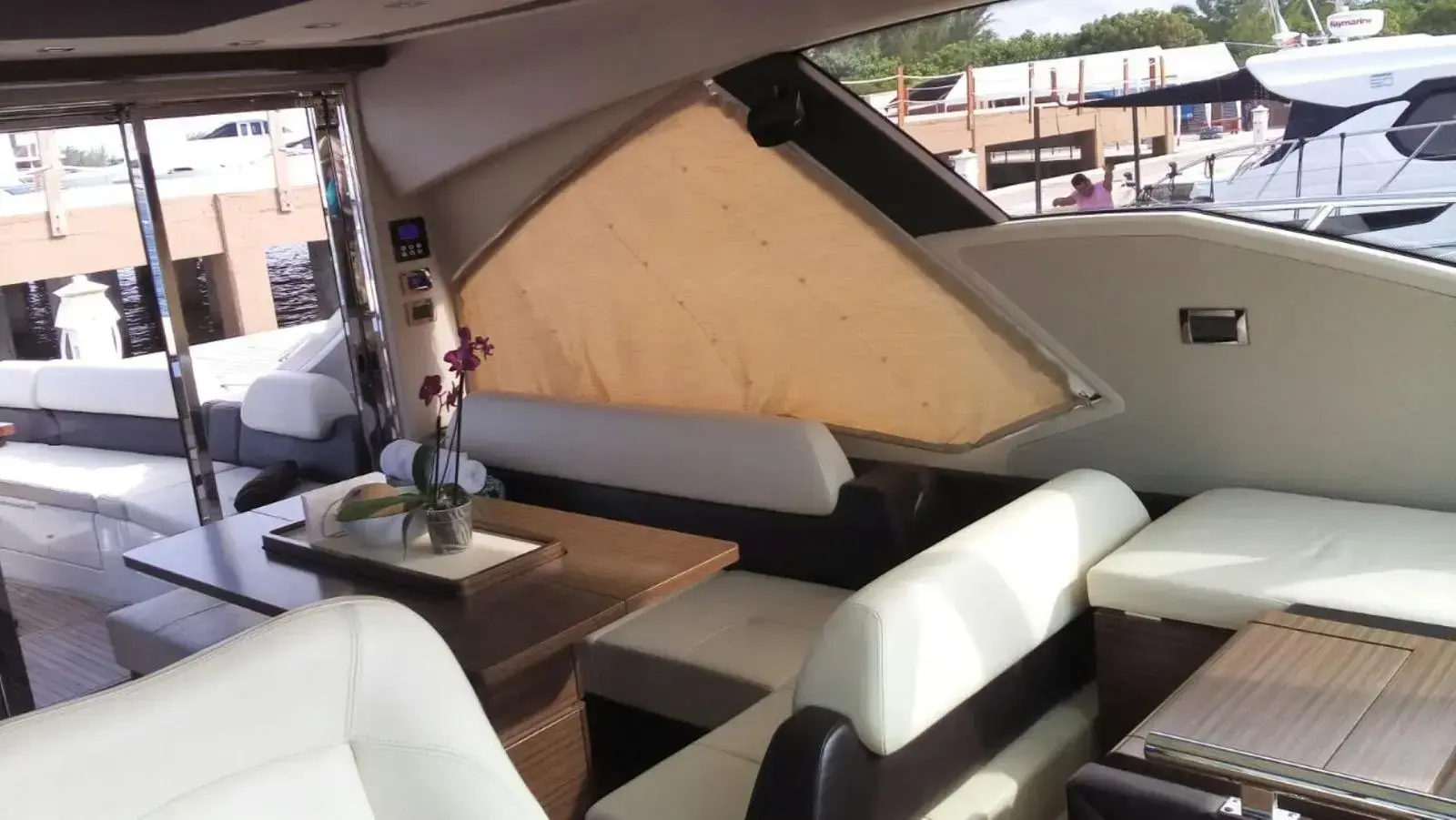 Thumbnail von Azimut 55