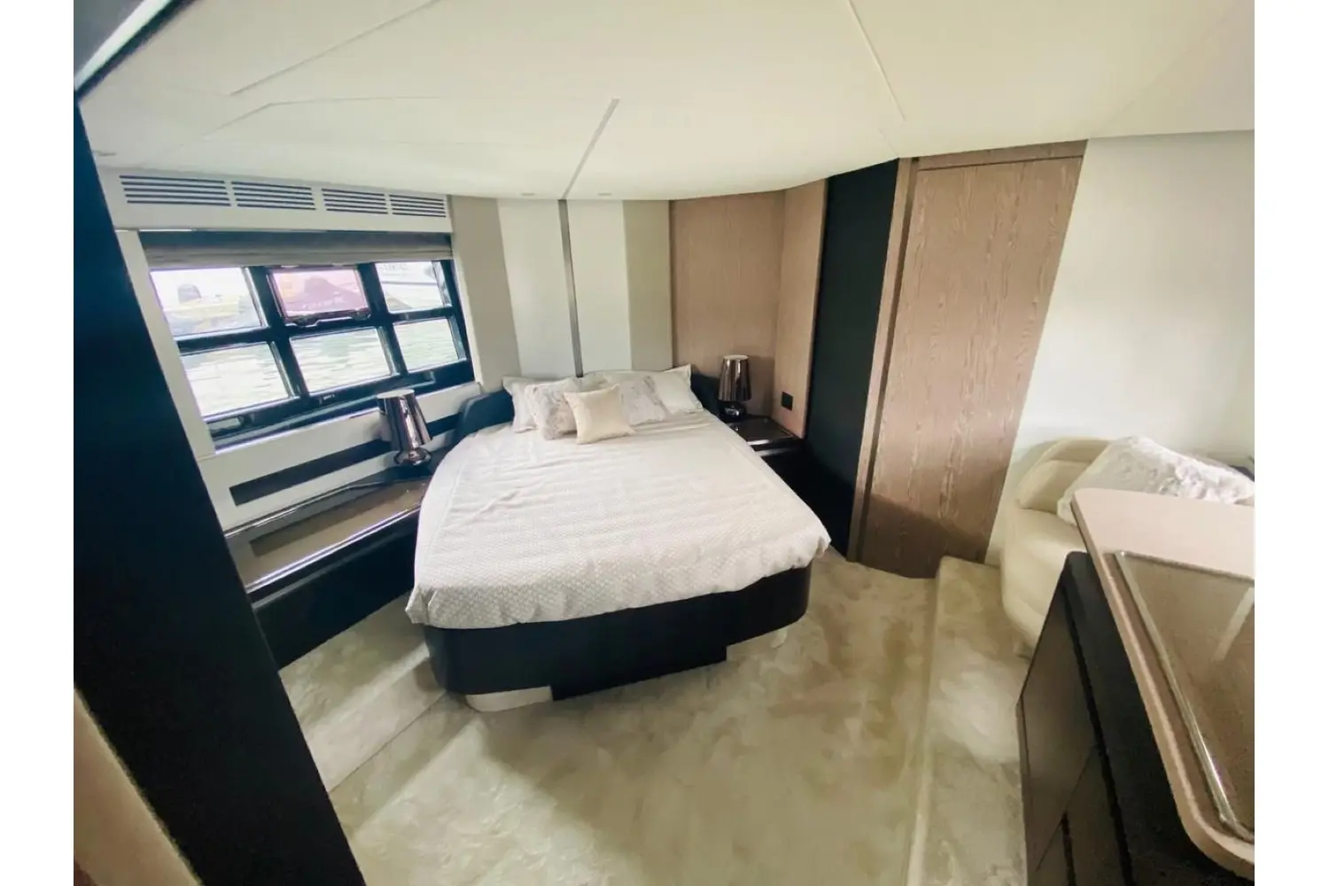 Thumbnail von Azimut S6