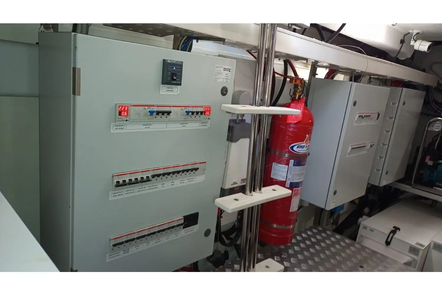 Thumbnail von Azimut S6