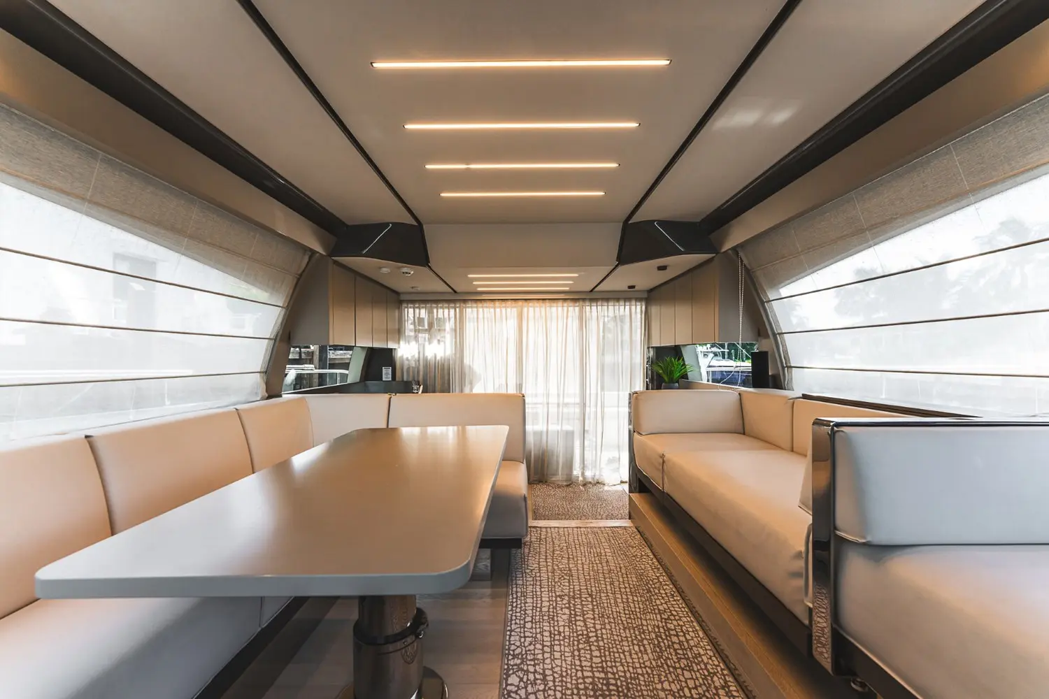 Thumbnail von Ferretti Yachts 550