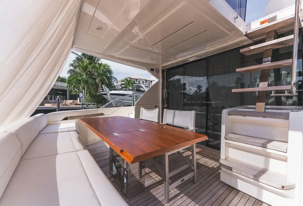 Thumbnail von Ferretti Yachts 550