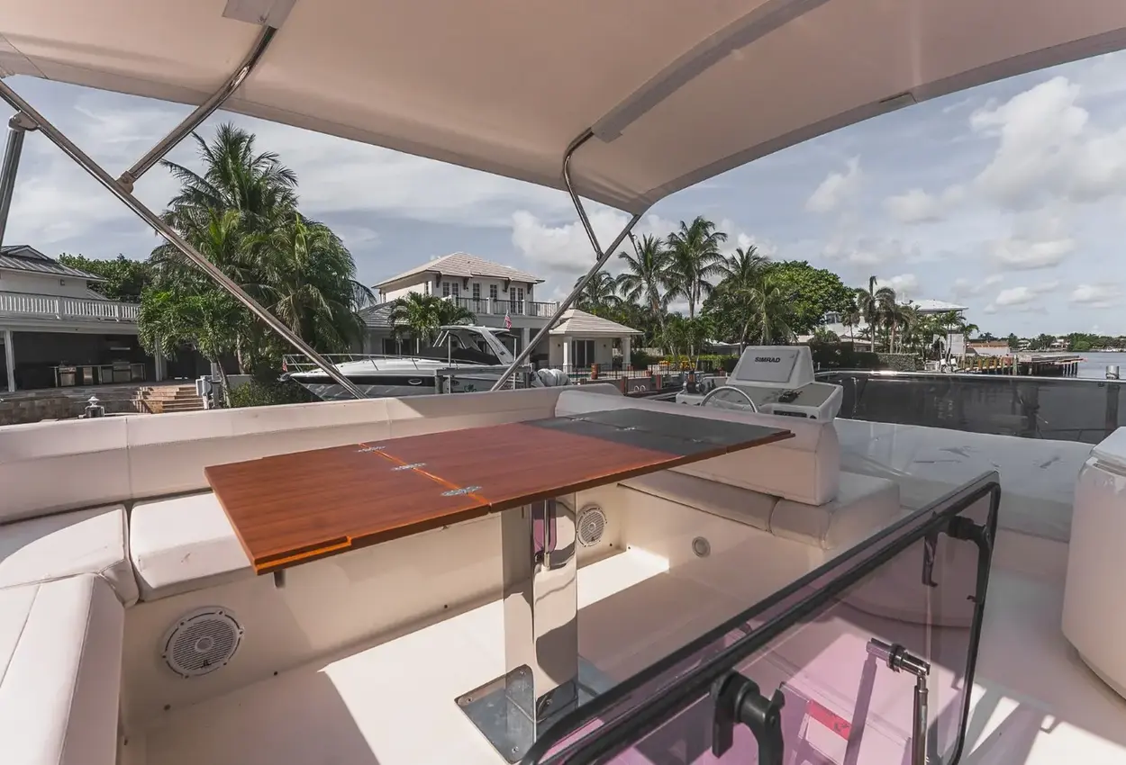 Thumbnail von Ferretti Yachts 550