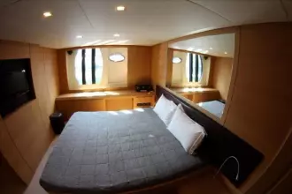 Thumbnail von Pershing 64