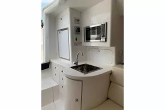 Thumbnail von Intrepid 370 Cuddy