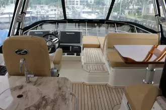 Thumbnail von Sea Ray 590 Fly Bridge