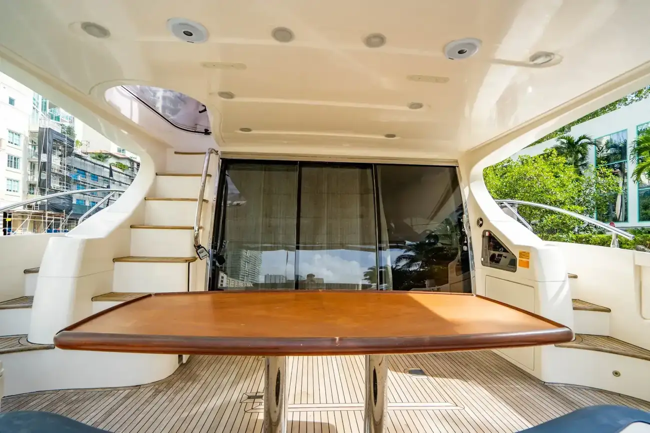 Thumbnail von Azimut 62