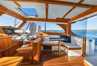 Thumbnail von Hinckley Talaria 43 TURQUOISE name reserved