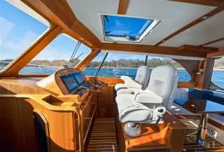 Thumbnail von Hinckley Talaria 43 TURQUOISE name reserved