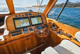 Thumbnail von Hinckley Talaria 43 TURQUOISE name reserved