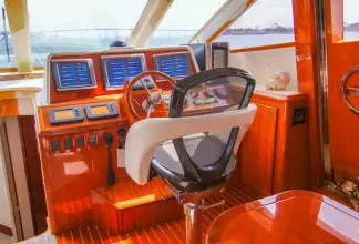 Thumbnail von Mckinna 65  YOLO