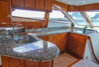 Thumbnail von Mckinna 65  YOLO