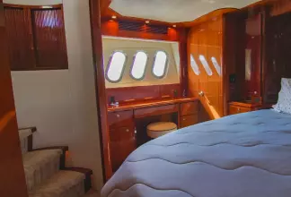 Thumbnail von Mckinna 65  YOLO