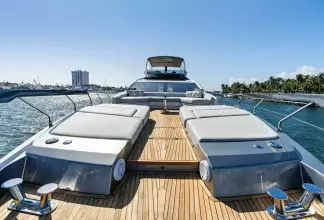 Thumbnail von Azimut S8 Yesenia