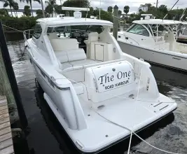 Thumbnail von Tiara Yachts 3900 Sovran