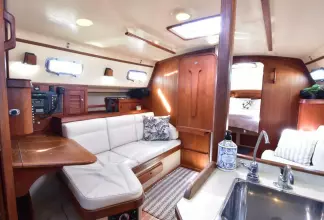 Thumbnail von Island Packet 380 AFTIA