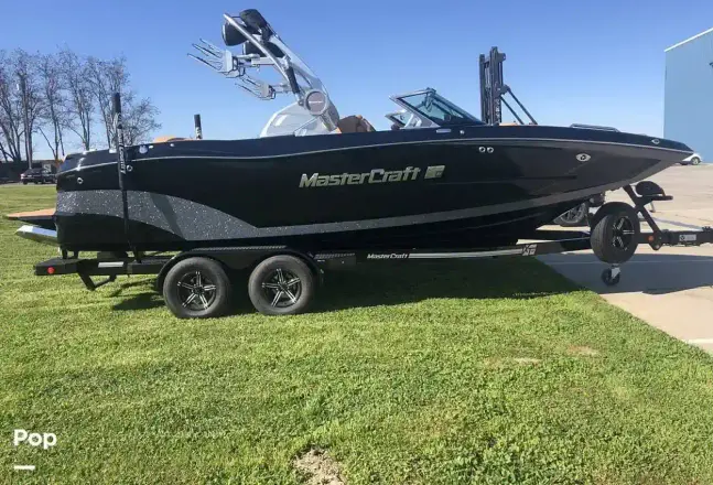 MasterCraft XT22