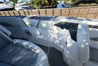 Thumbnail von Fountain 38 Sportfish Cruiser