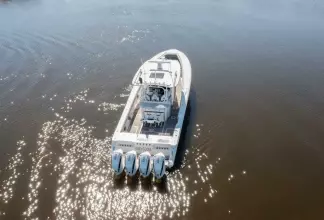 Thumbnail von Blackwater 43 Sportfish Grey Goose