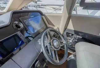 Thumbnail von Sea Ray 590 Fly Bridge