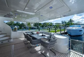 Thumbnail von Ferretti Yachts 830 La Bella Vita