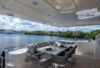 Thumbnail von Ferretti Yachts 830 La Bella Vita