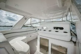 Thumbnail von Intrepid 475 Sport Yacht
