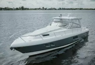 Thumbnail von Intrepid 475 Sport Yacht