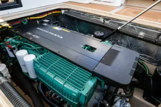 Thumbnail von Cutwater Boats 32 CB AWOL