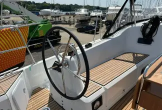 Thumbnail von Jeanneau Sun Odyssey 350