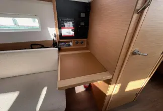 Thumbnail von Jeanneau Sun Odyssey 380 Princess Leia