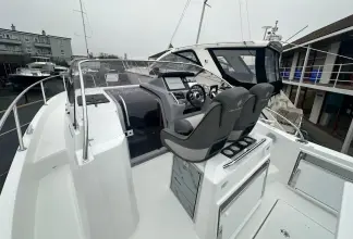 Thumbnail von Jeanneau Cap Camarat 9.0 WA New Boat