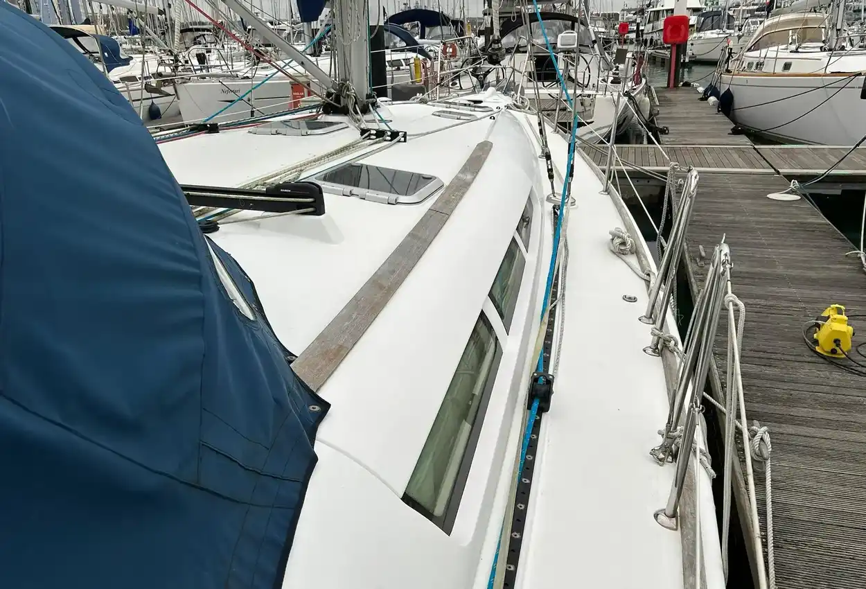 Thumbnail von Jeanneau Sun Odyssey 45