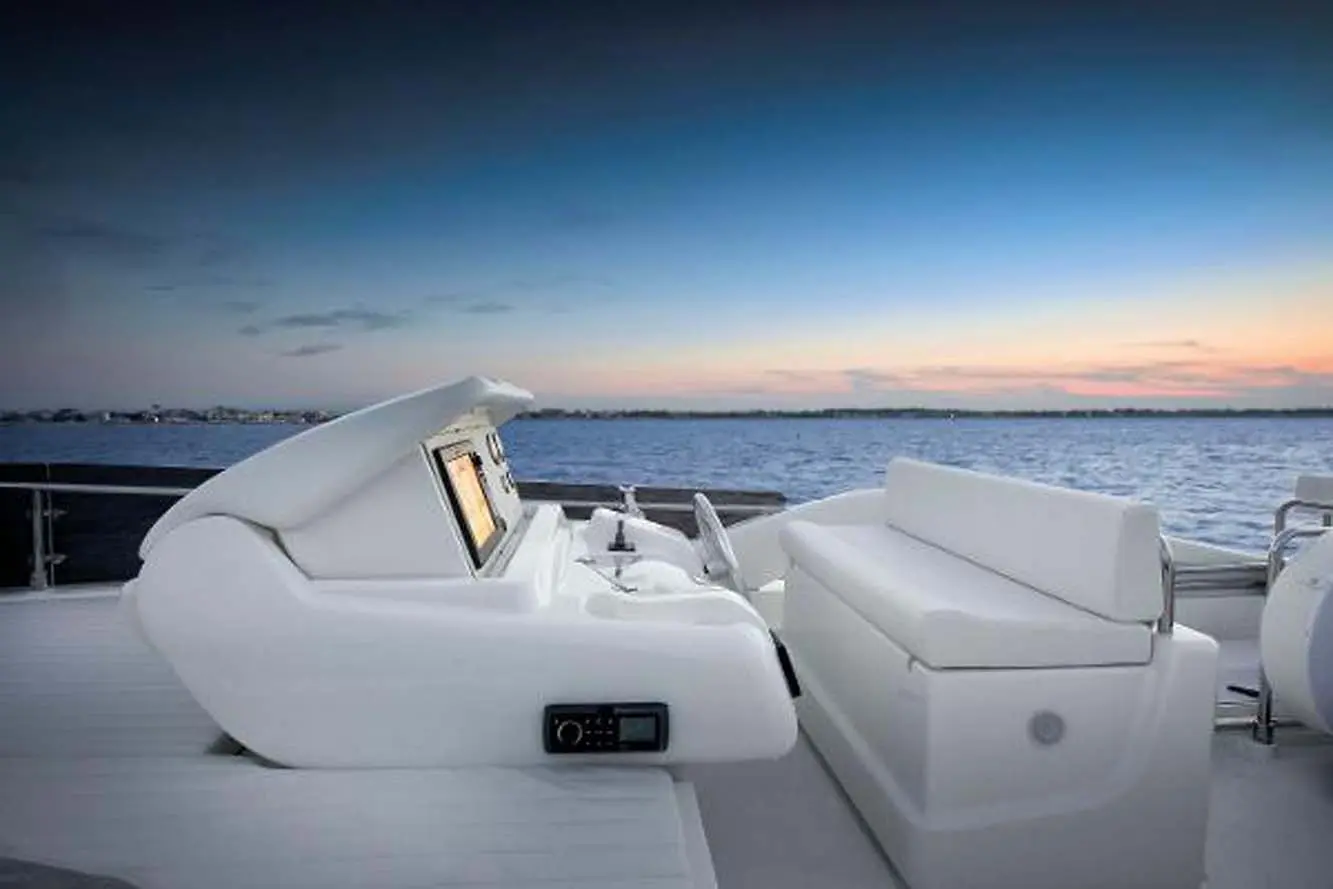 Thumbnail von Ferretti Yachts 650