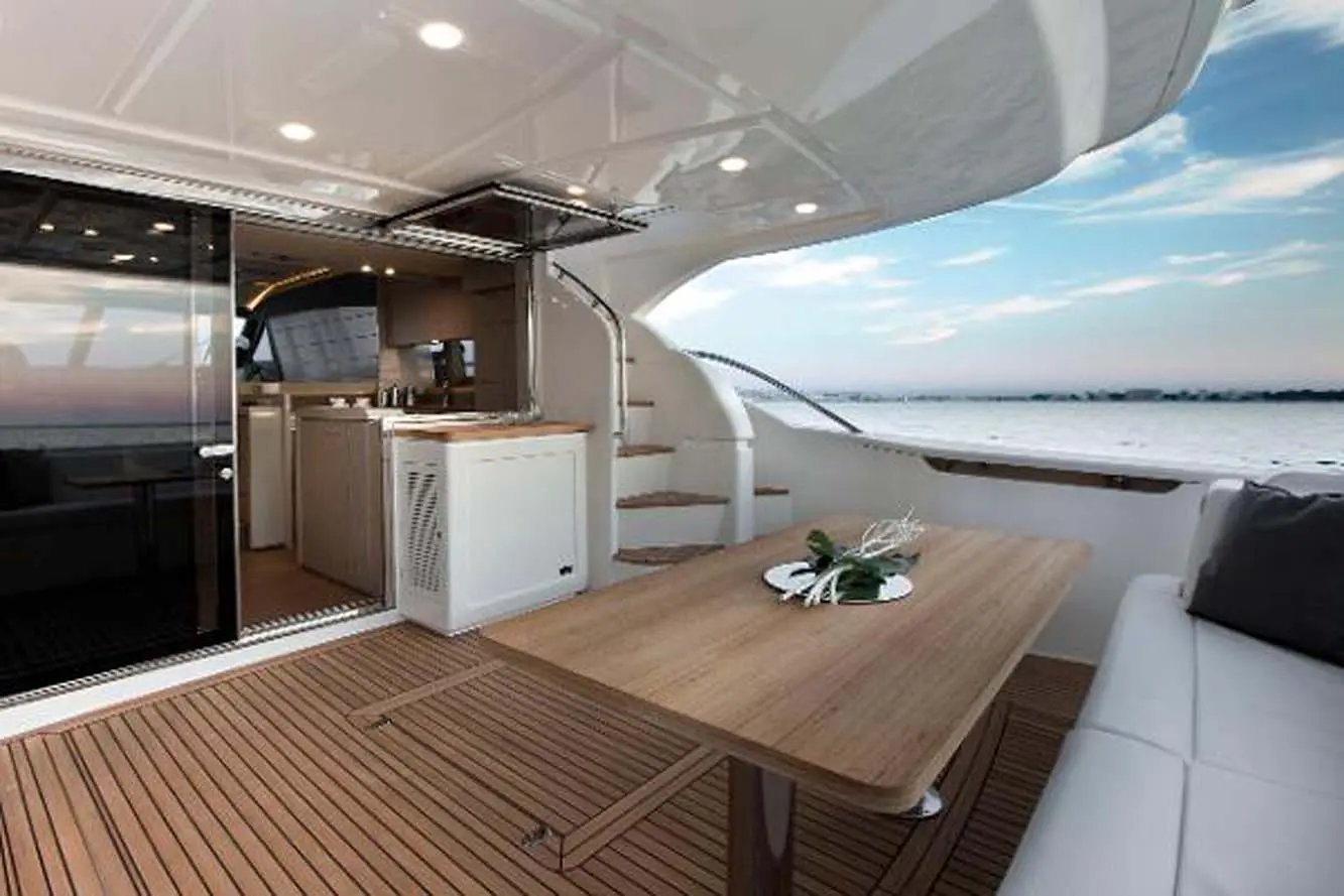 Thumbnail von Ferretti Yachts 650