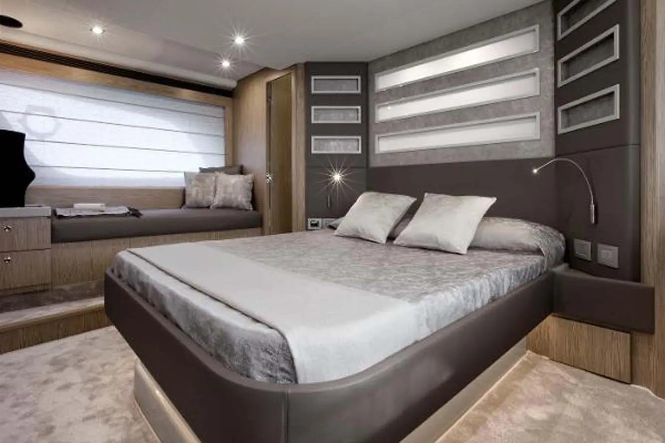 Thumbnail von Ferretti Yachts 650