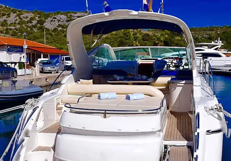 Thumbnail von Fairline Targa 48