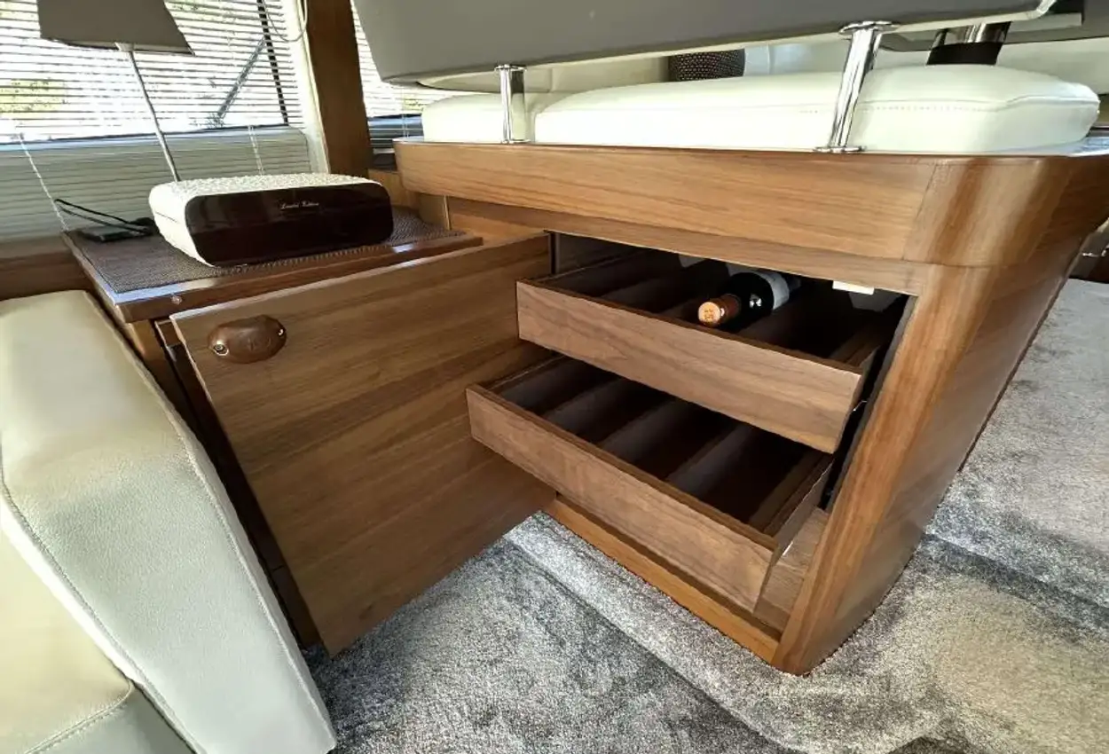 Thumbnail von Princess 60 Flybridge