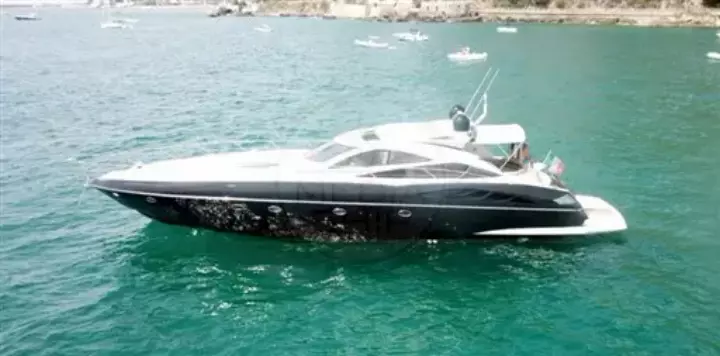 Sunseeker Predator 68