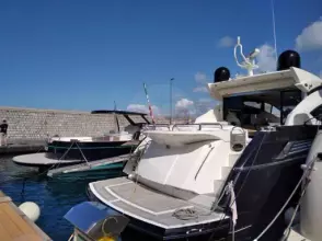 Thumbnail von Sunseeker Predator 64