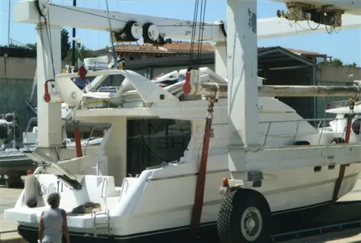 Thumbnail von Azimut 43