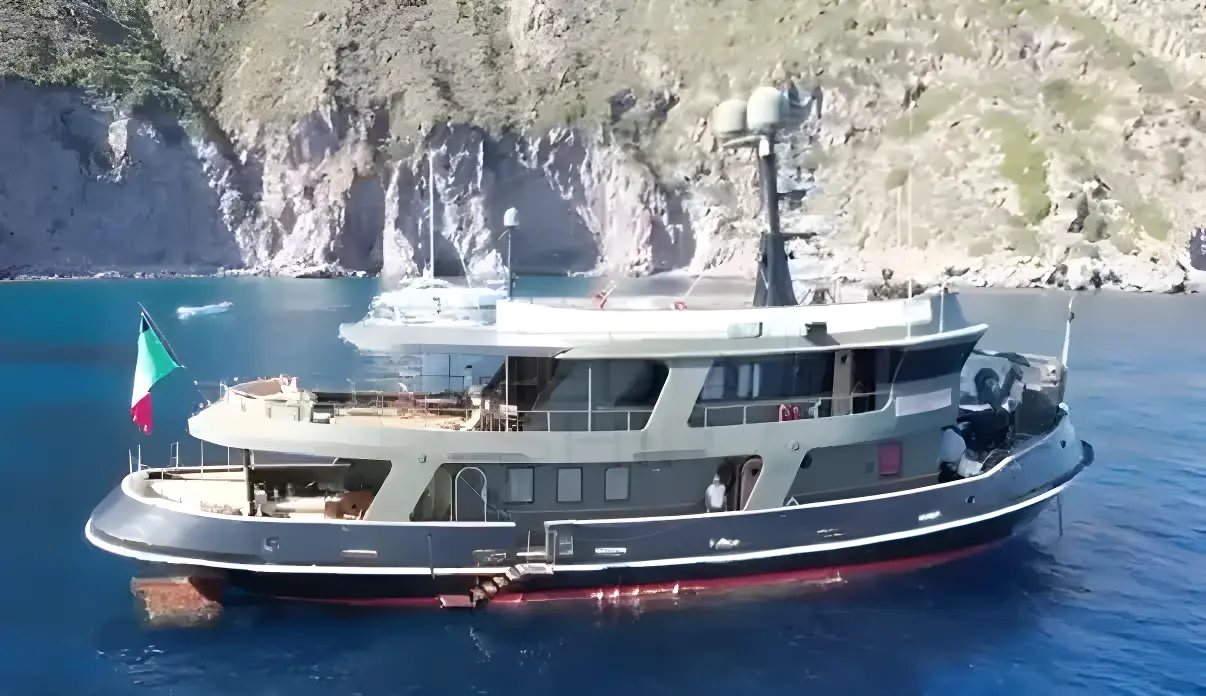 Thumbnail von Benetti 23