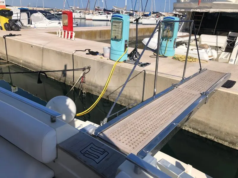 Thumbnail von Ferretti Yachts 54