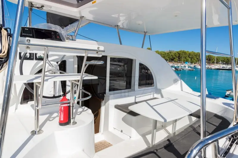 Thumbnail von Lagoon 380